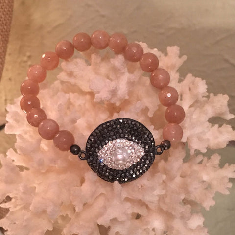 Blush mother of pearl bracelet